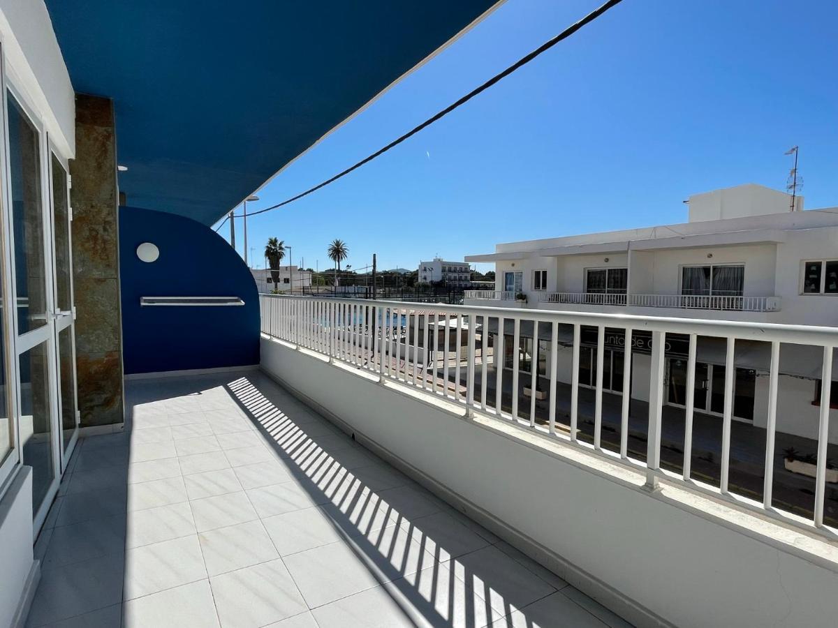 סנטה אאולריה דס ריו Apartamentos Cel Blau מראה חיצוני תמונה