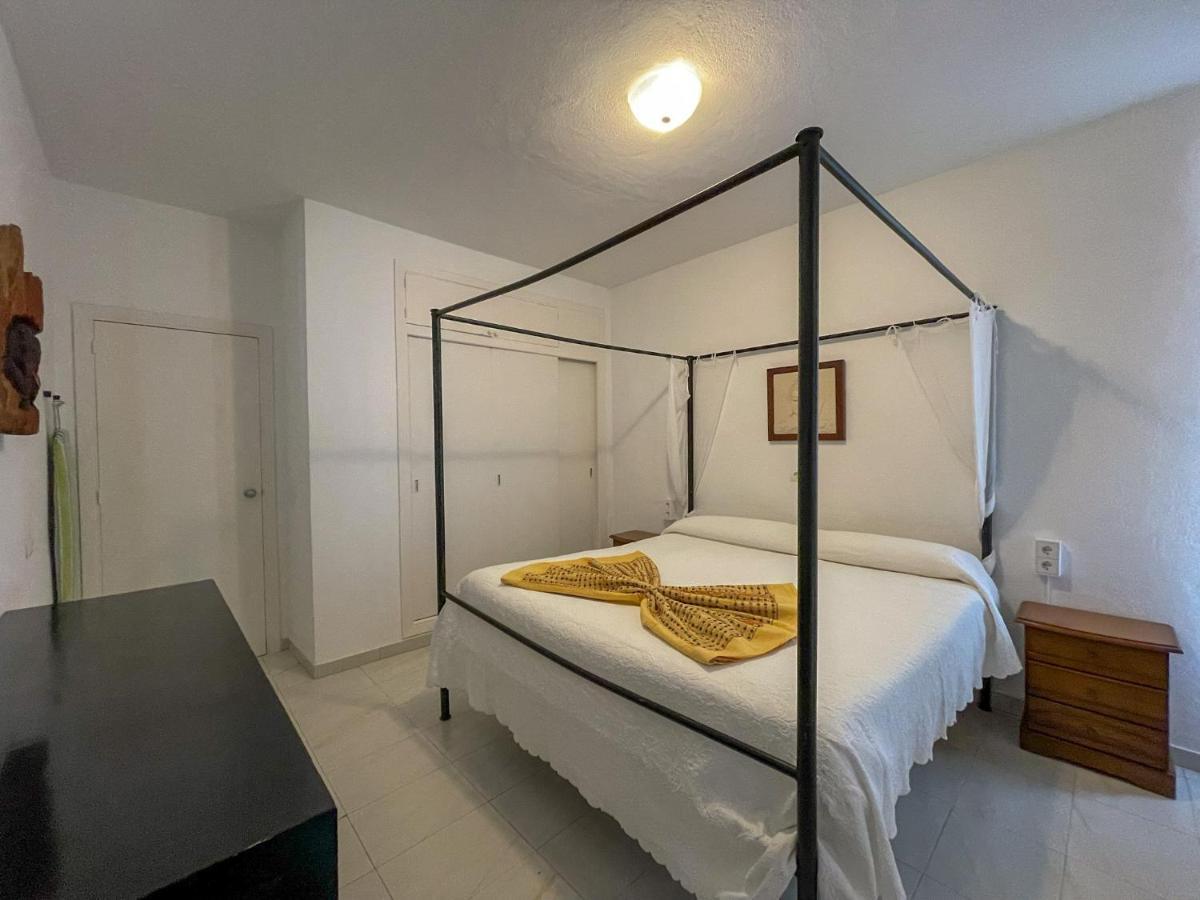 סנטה אאולריה דס ריו Apartamentos Cel Blau מראה חיצוני תמונה