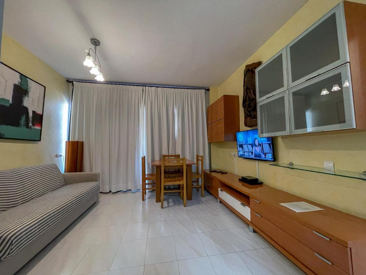 סנטה אאולריה דס ריו Apartamentos Cel Blau מראה חיצוני תמונה