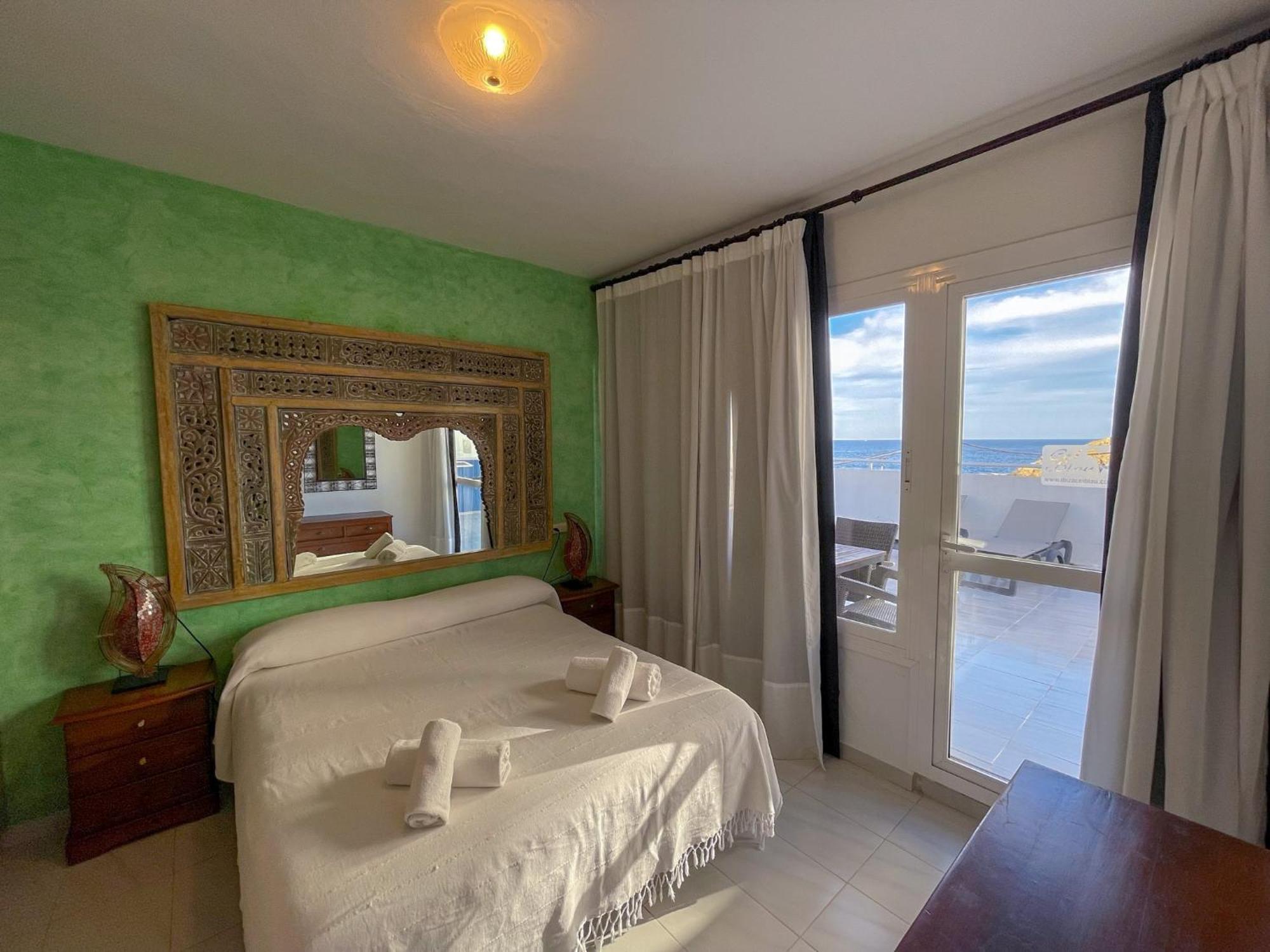 סנטה אאולריה דס ריו Apartamentos Cel Blau מראה חיצוני תמונה