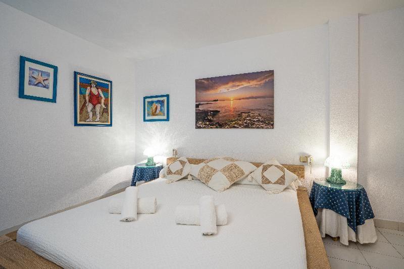 סנטה אאולריה דס ריו Apartamentos Cel Blau חדר תמונה