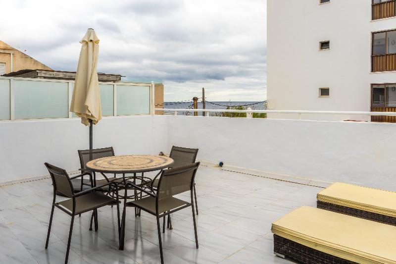 סנטה אאולריה דס ריו Apartamentos Cel Blau חדר תמונה