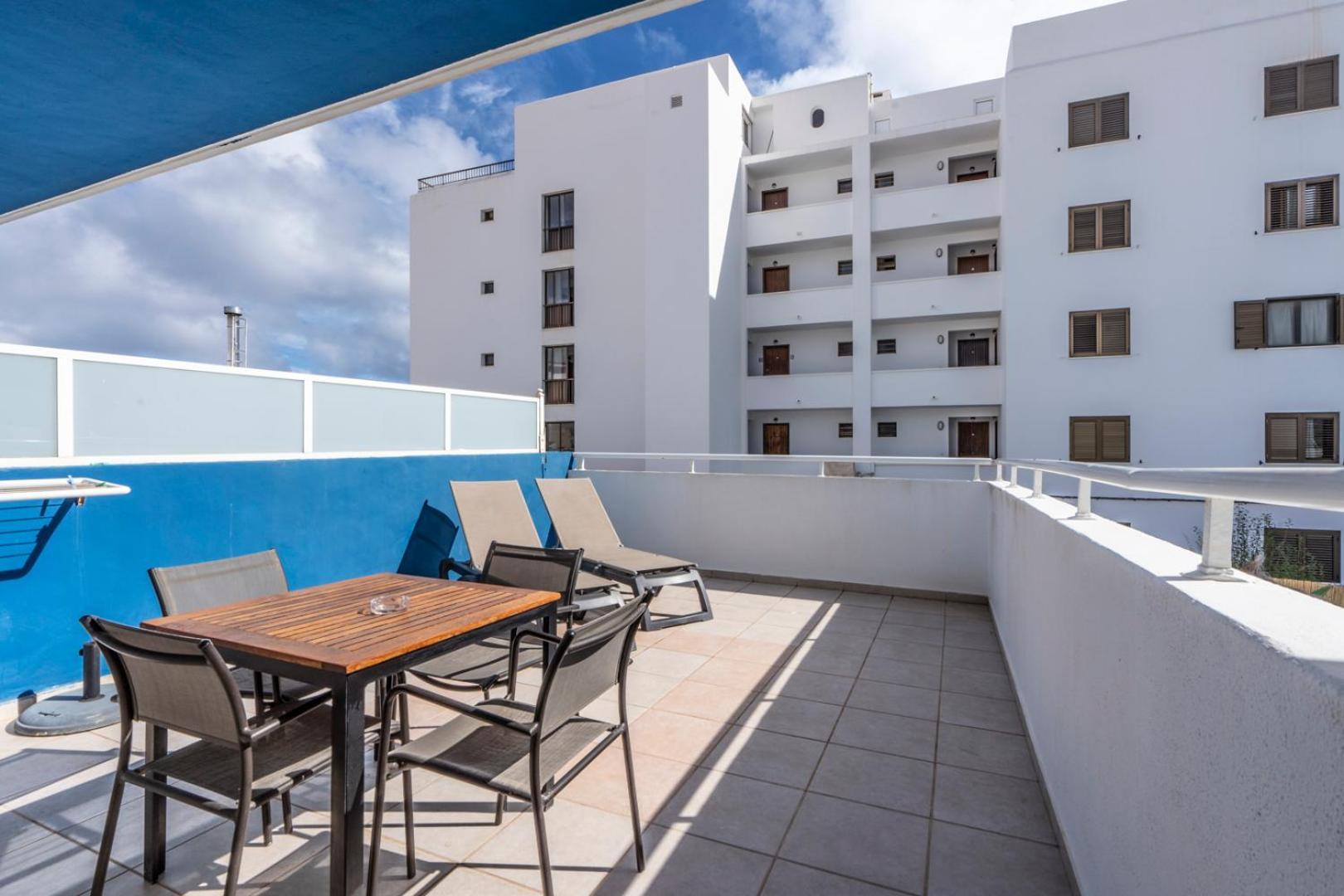 סנטה אאולריה דס ריו Apartamentos Cel Blau מראה חיצוני תמונה